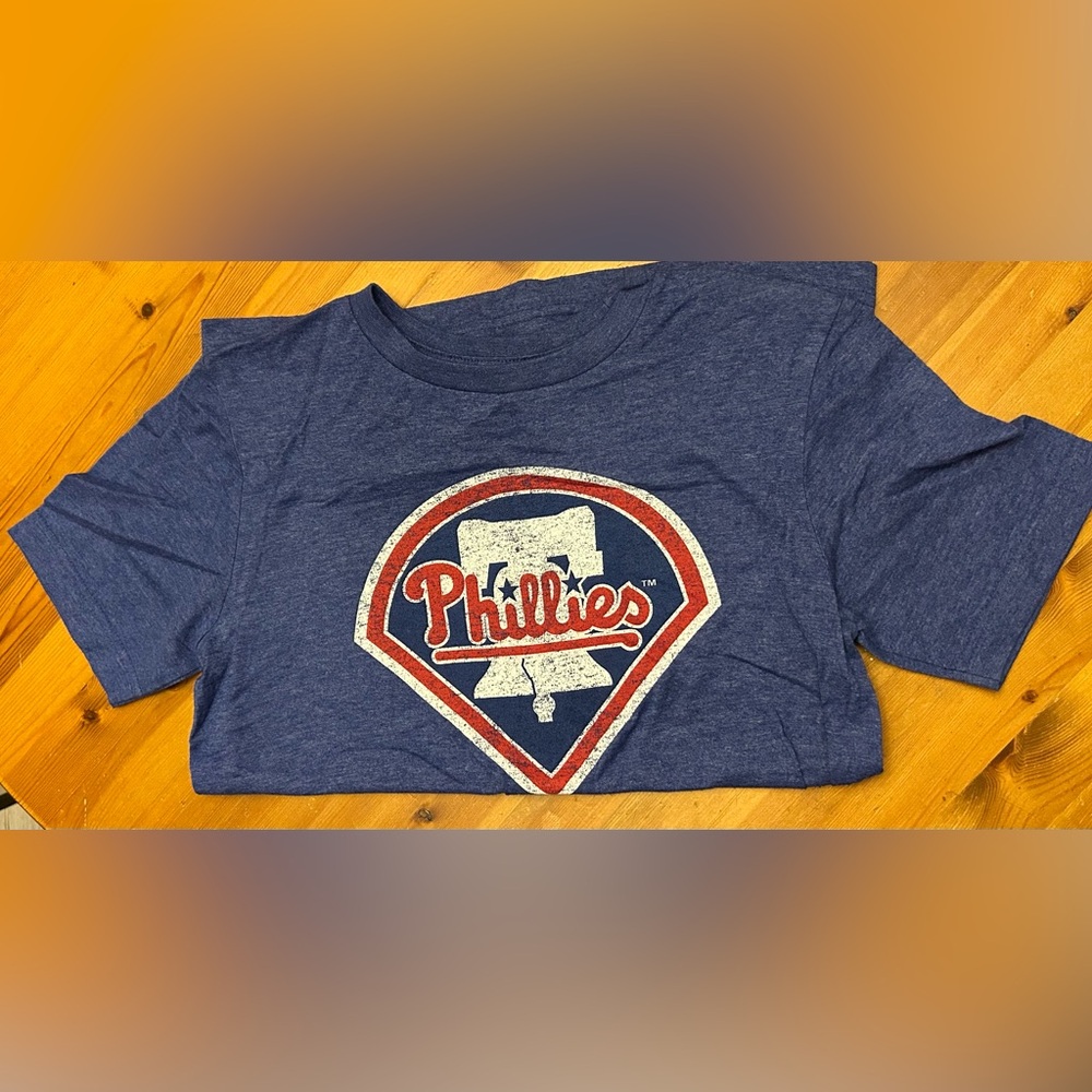 Philadelphia Phillies boys tee shirt
